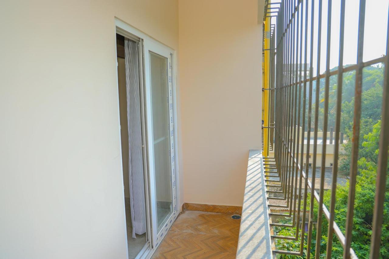 Swayamkrushi 4Th Floor Appartement Haiderabad Buitenkant foto